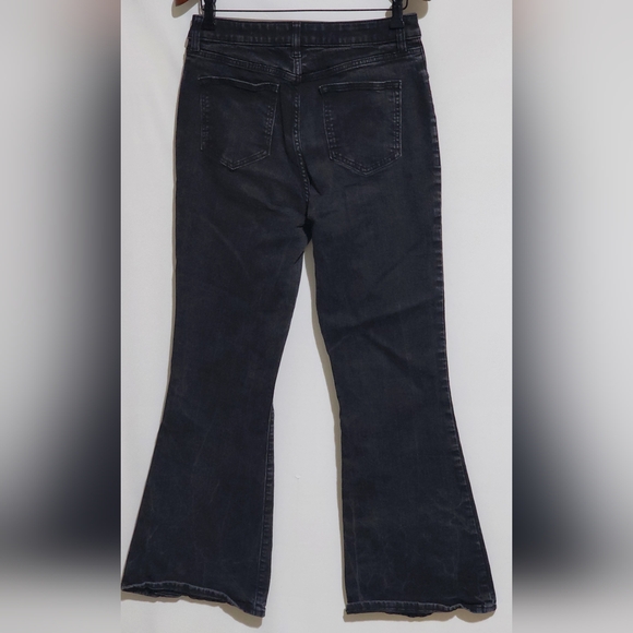 Copy -ELIZABETH AND JAMES High Rise Flare  Black Denim 10/30 - Picture 4 of 7